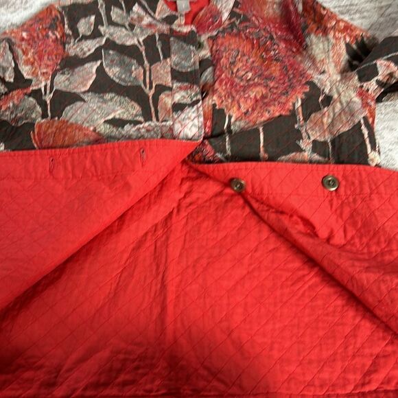 Chico's  Floral lightly quilted Jacket - Red and Brown size Chico’s one/Medium - Picture 7 of 9